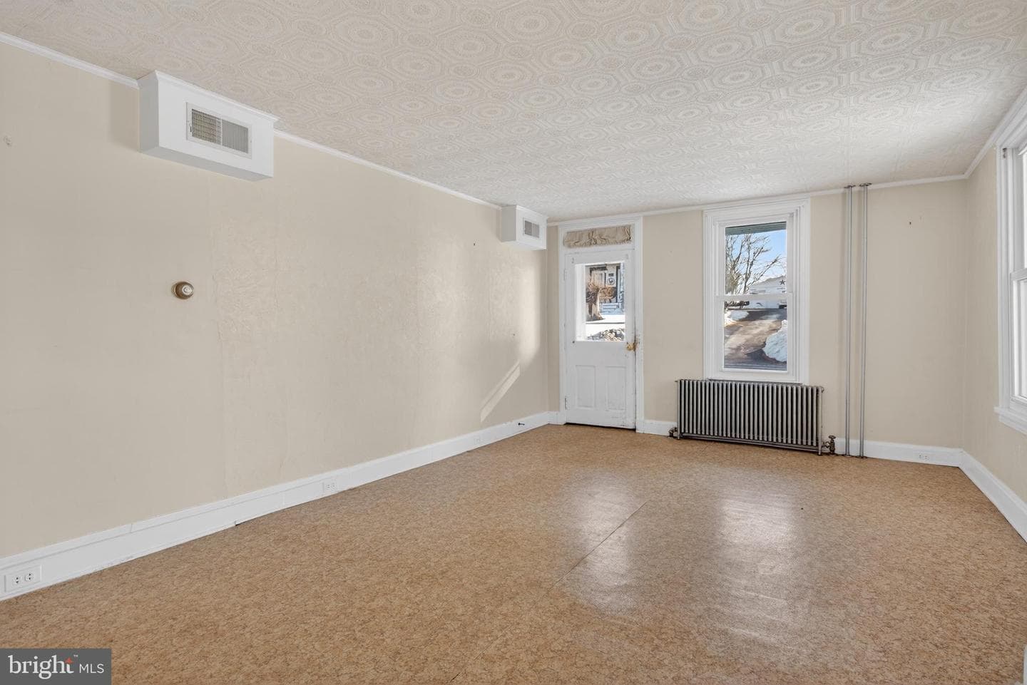 3320 River Road photo 14
