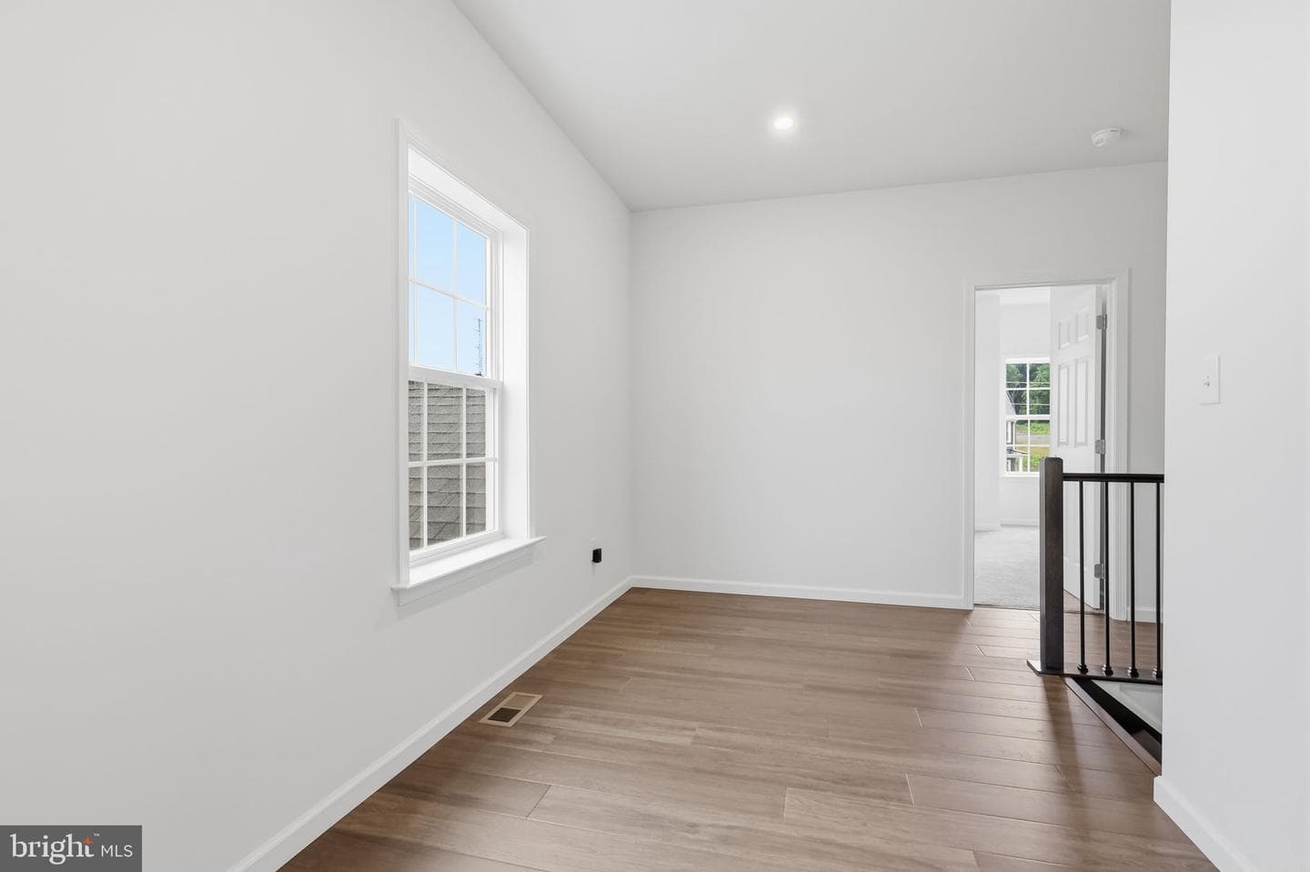 113 Cameron Lane photo 33