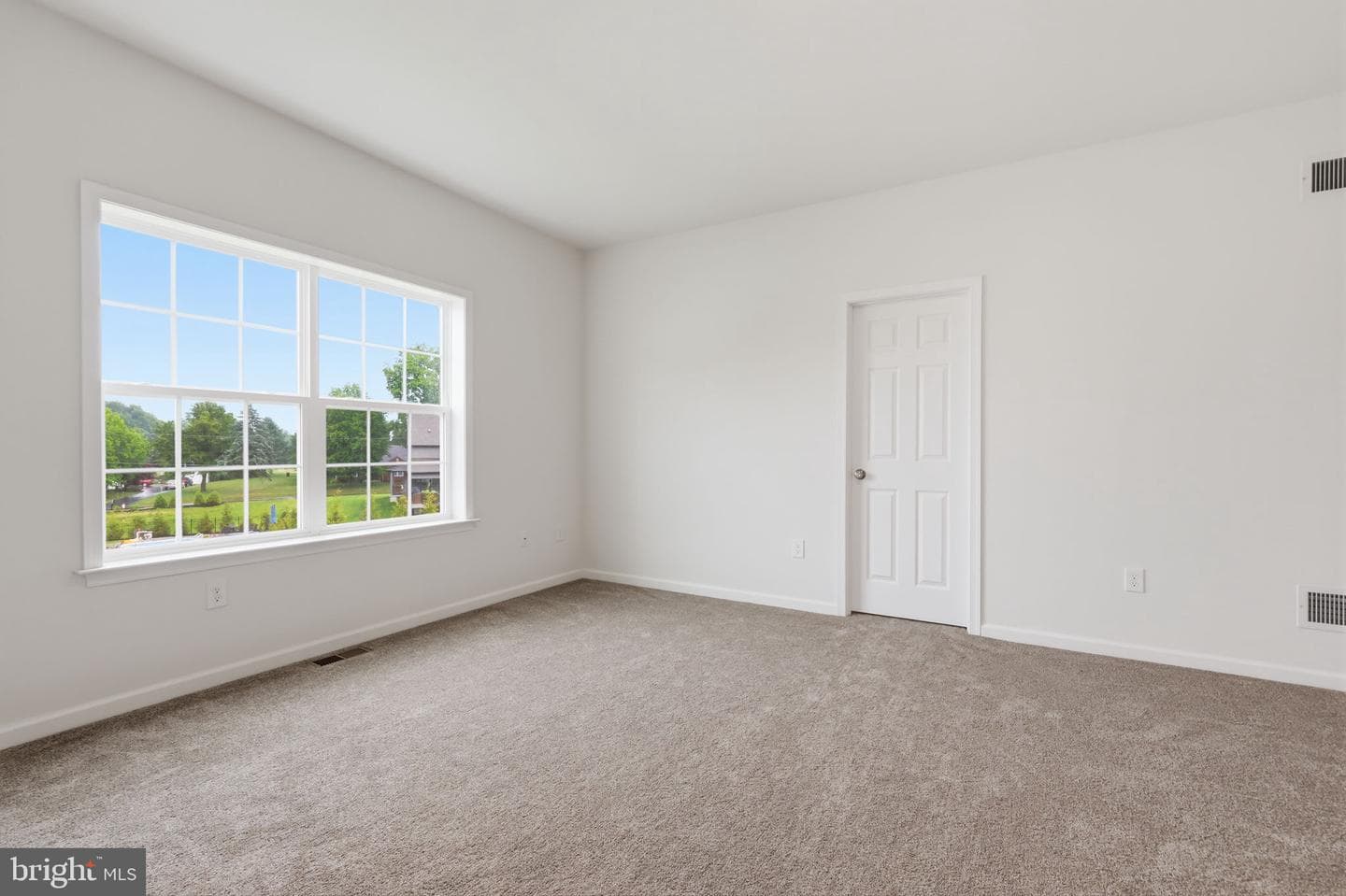 113 Cameron Lane photo 44