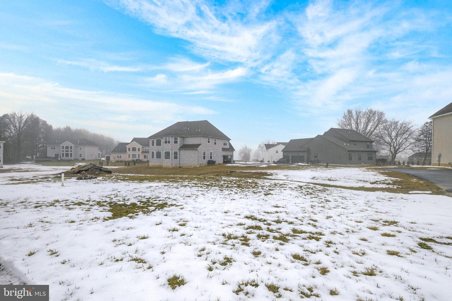 1529 Village Road photo 36