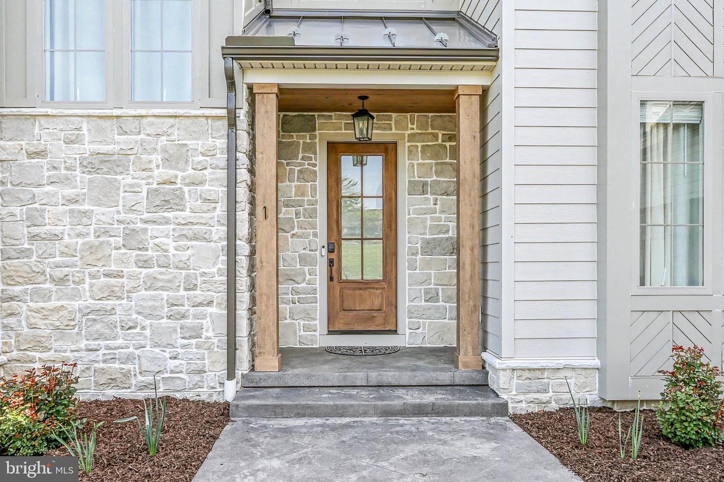 1 Strawberry Lane photo 7