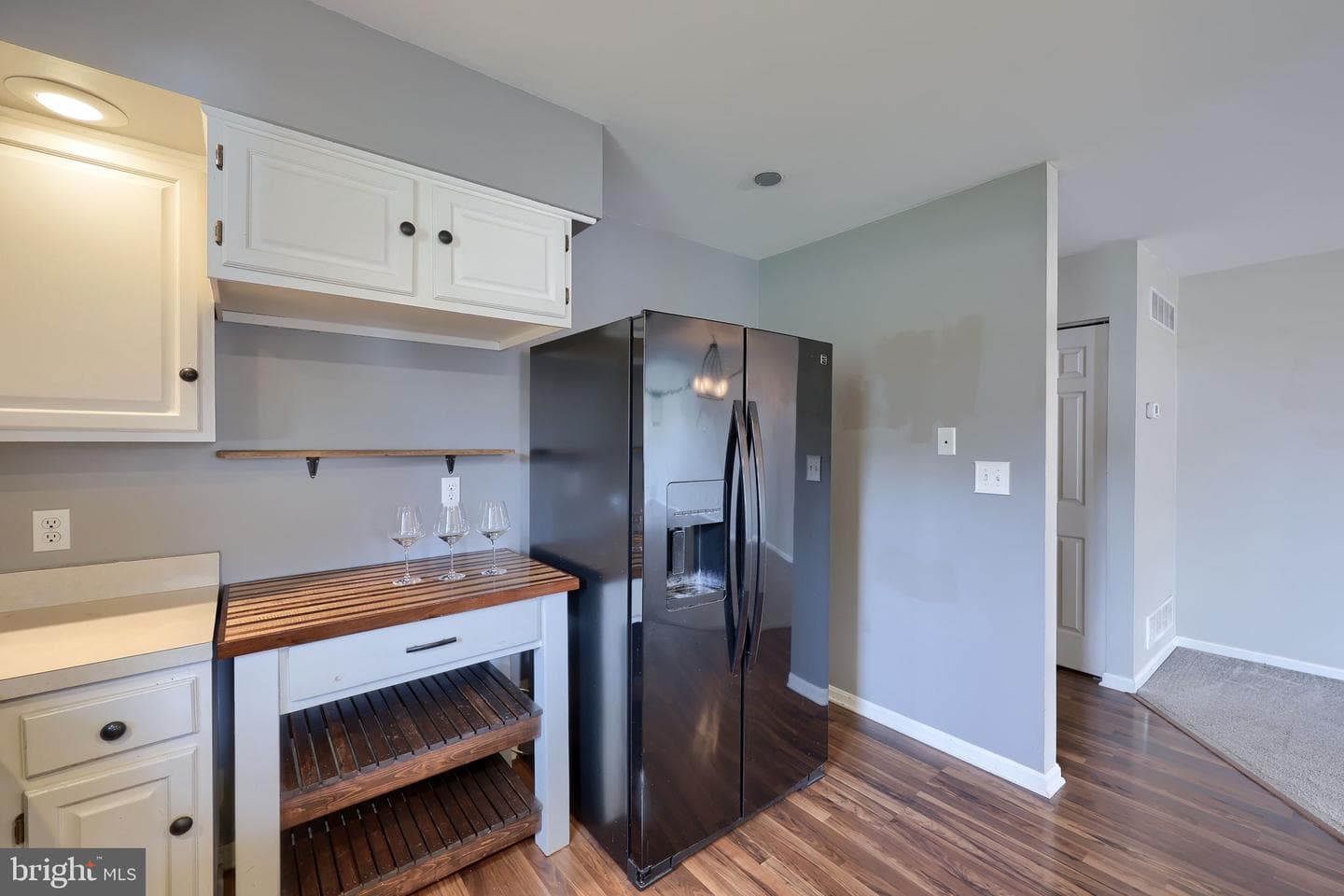 100 Pepperton Court photo 16