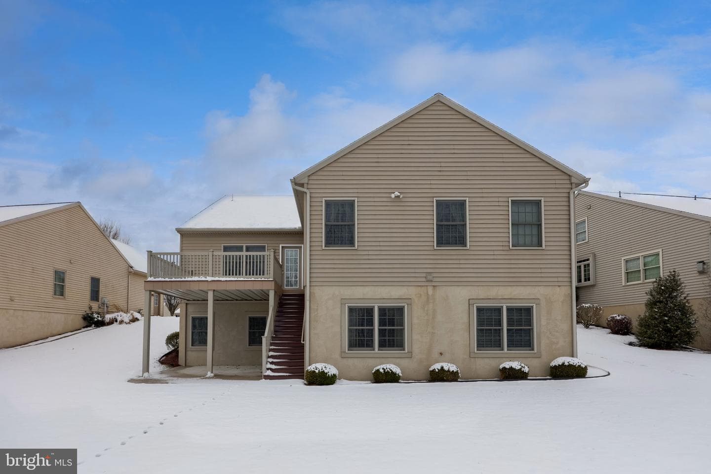 900 Cambridge Drive photo 6