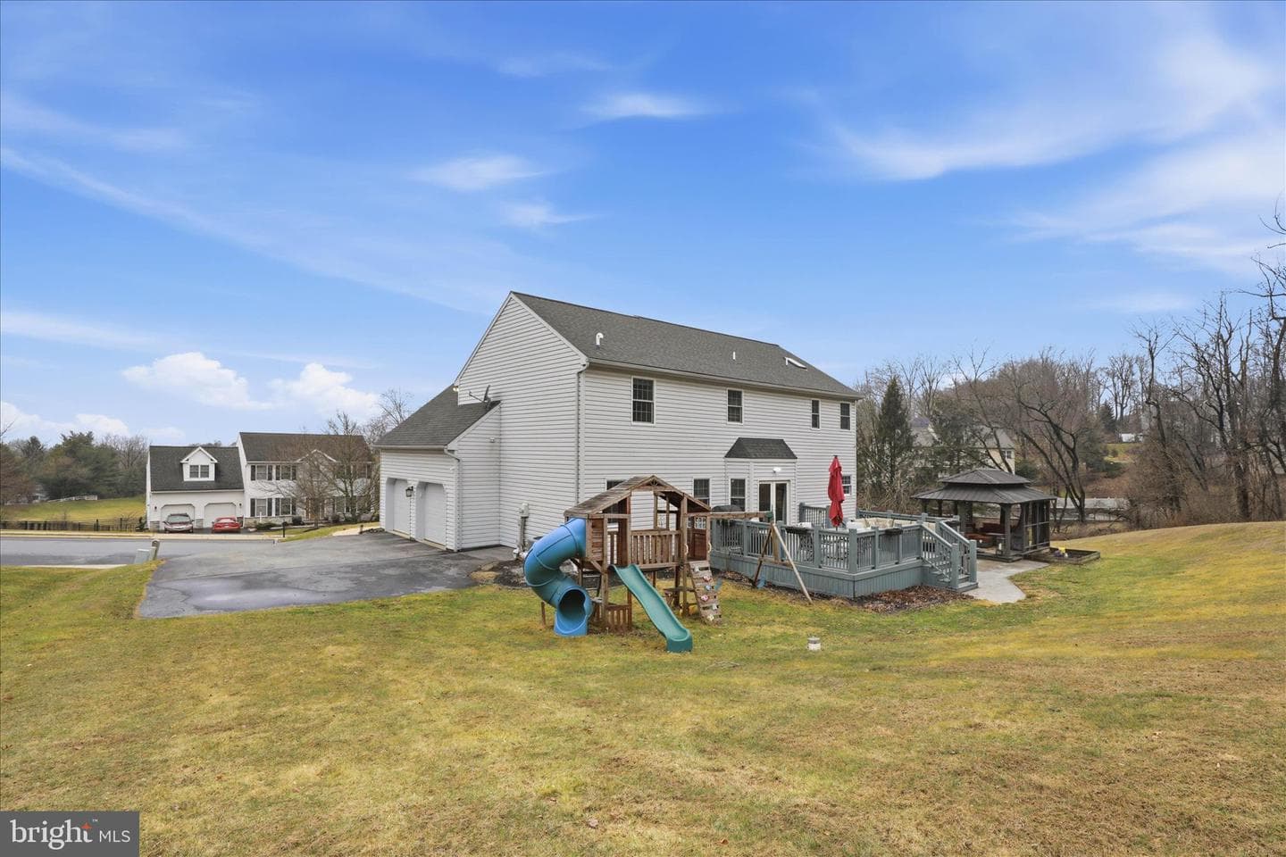 44 Silver Drive photo 69