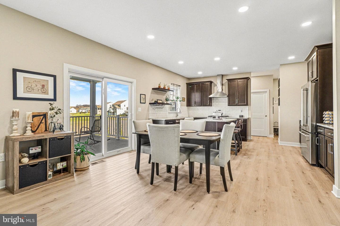 220 Pebble Drive photo 12