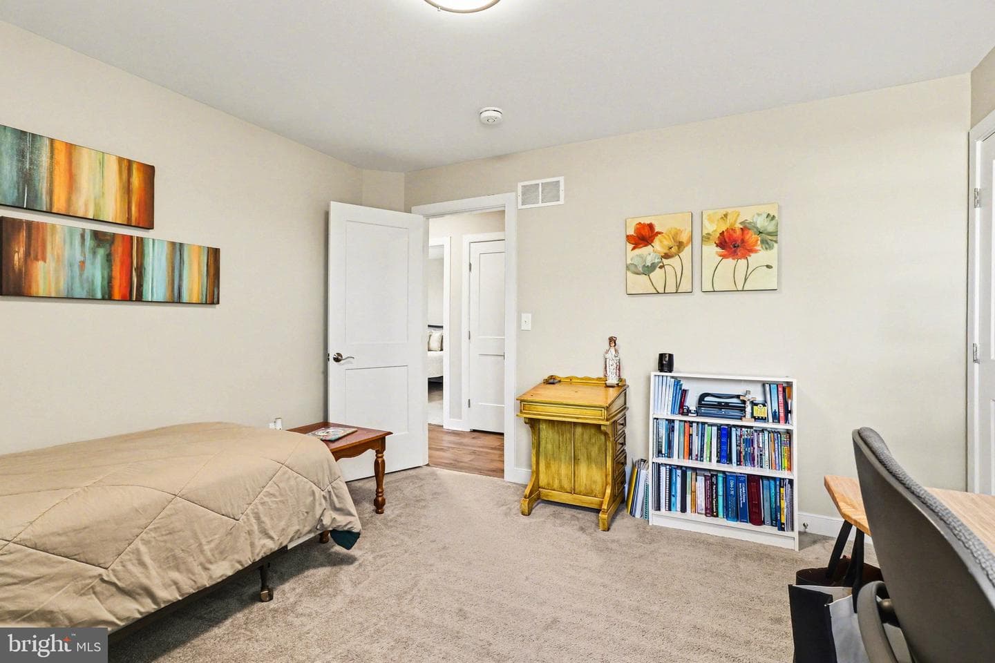 220 Pebble Drive photo 25