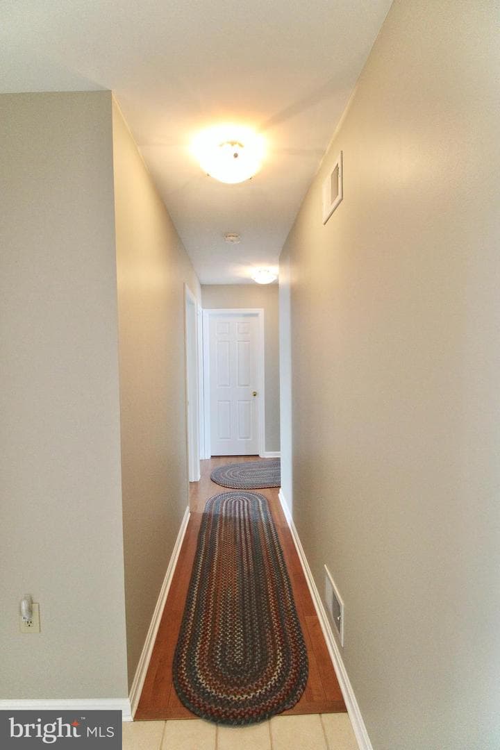 923 Jade Avenue photo 11