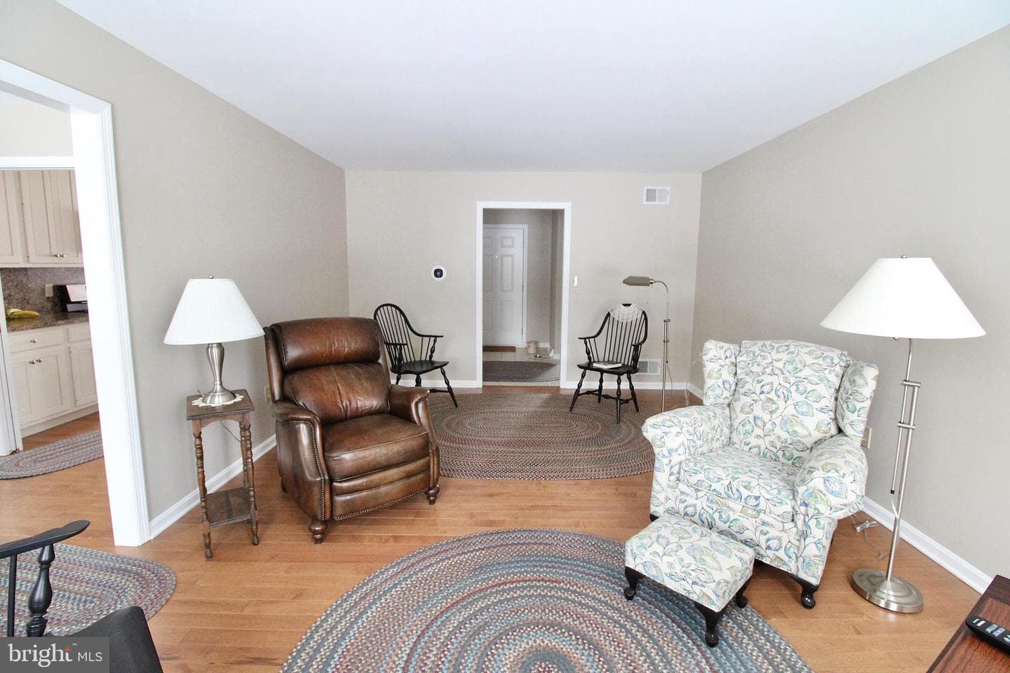 923 Jade Avenue photo 21