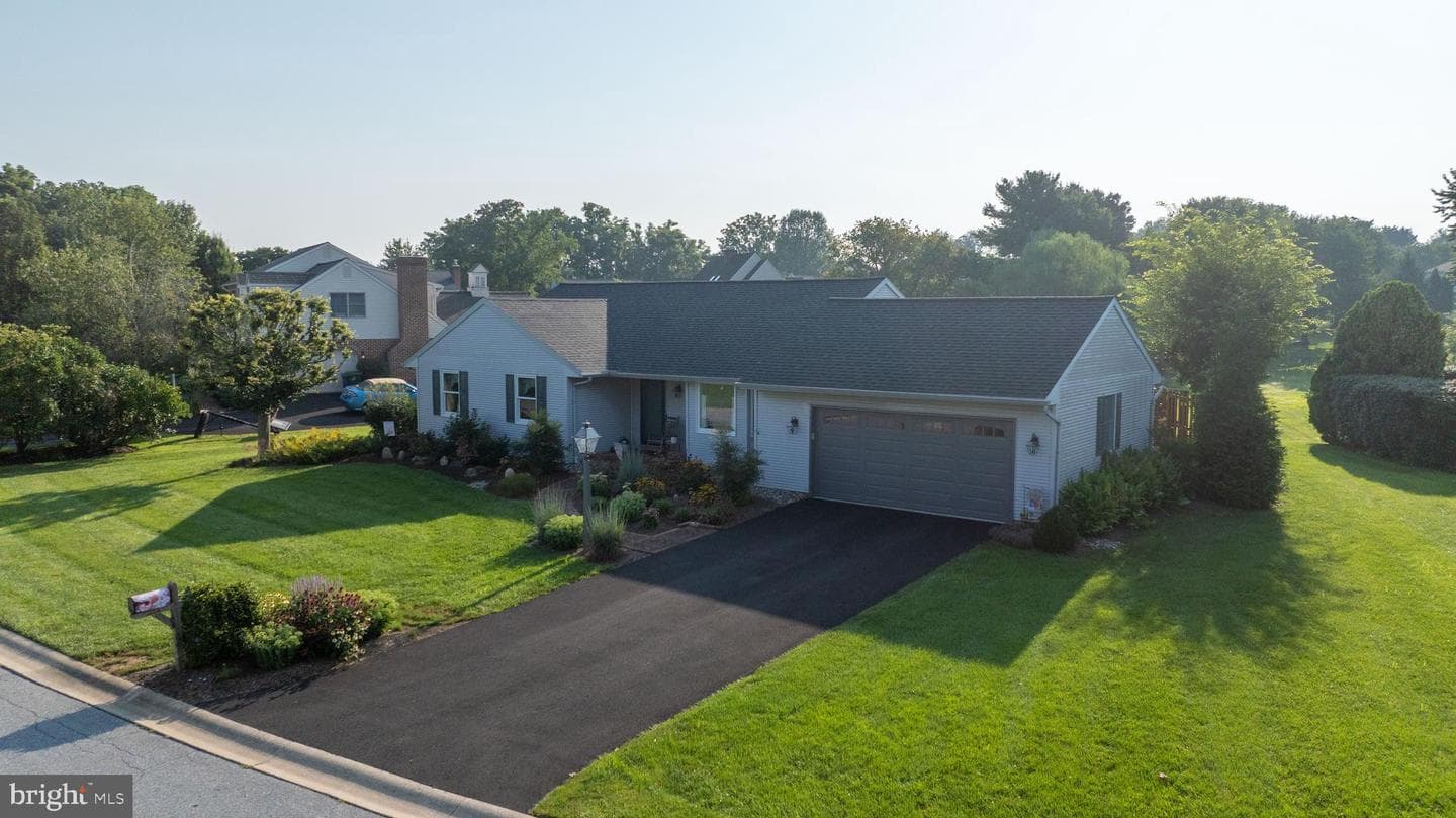 923 Jade Avenue photo 46