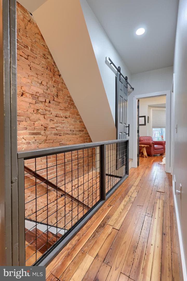 350 E Chestnut Street photo 40