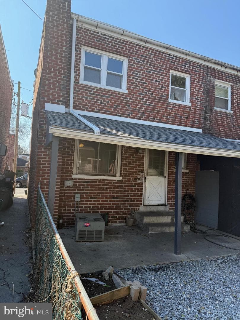65 Wise Ave. photo 2