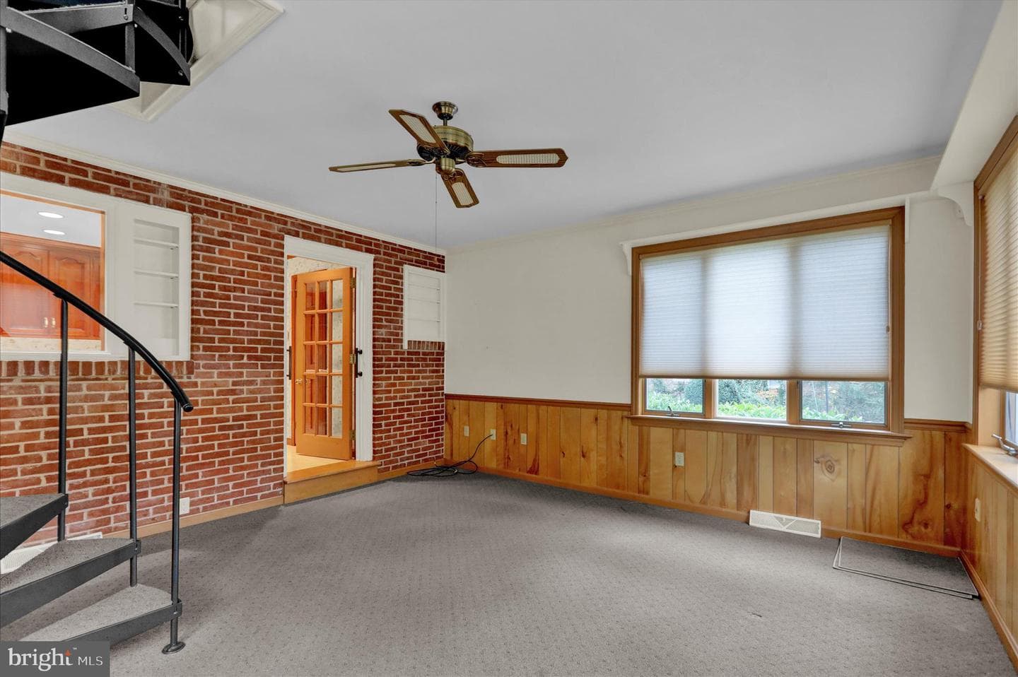 62 Oak Lane photo 36