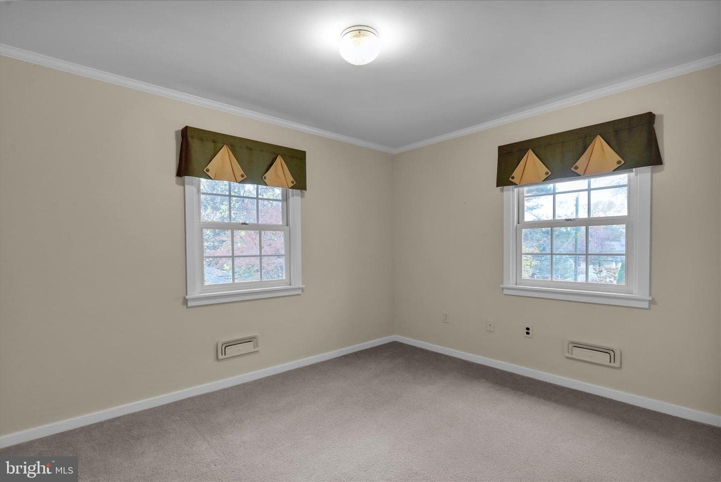 62 Oak Lane photo 53
