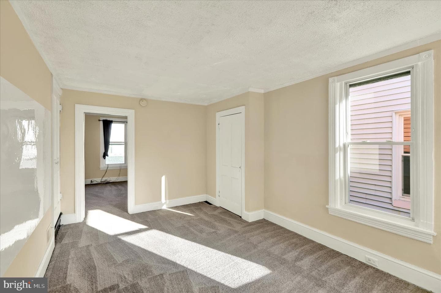 832 Houston Street photo 7