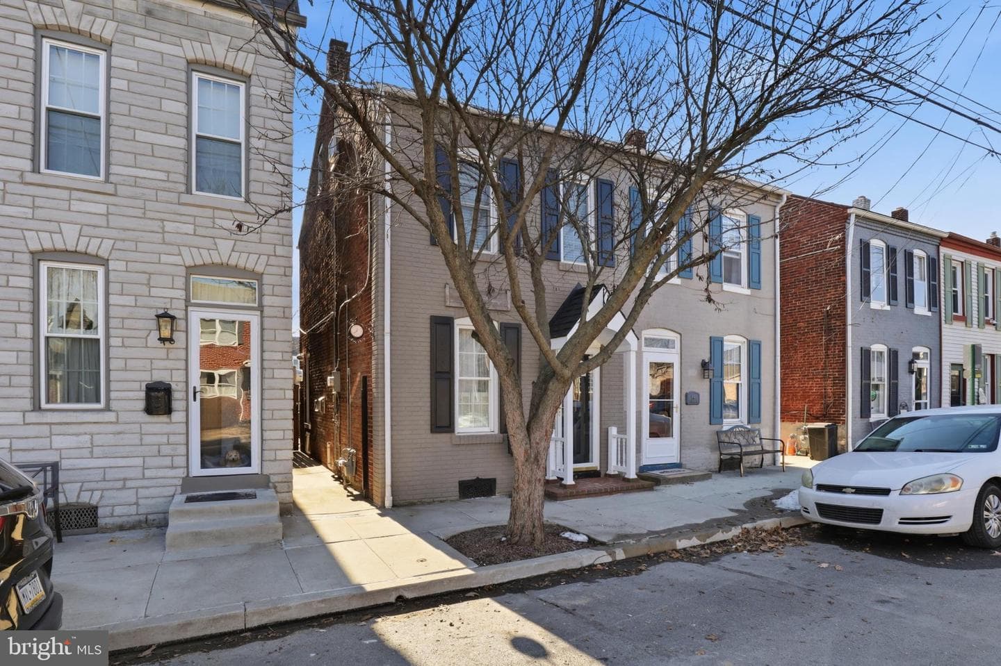 46 S 8th Street photo 2