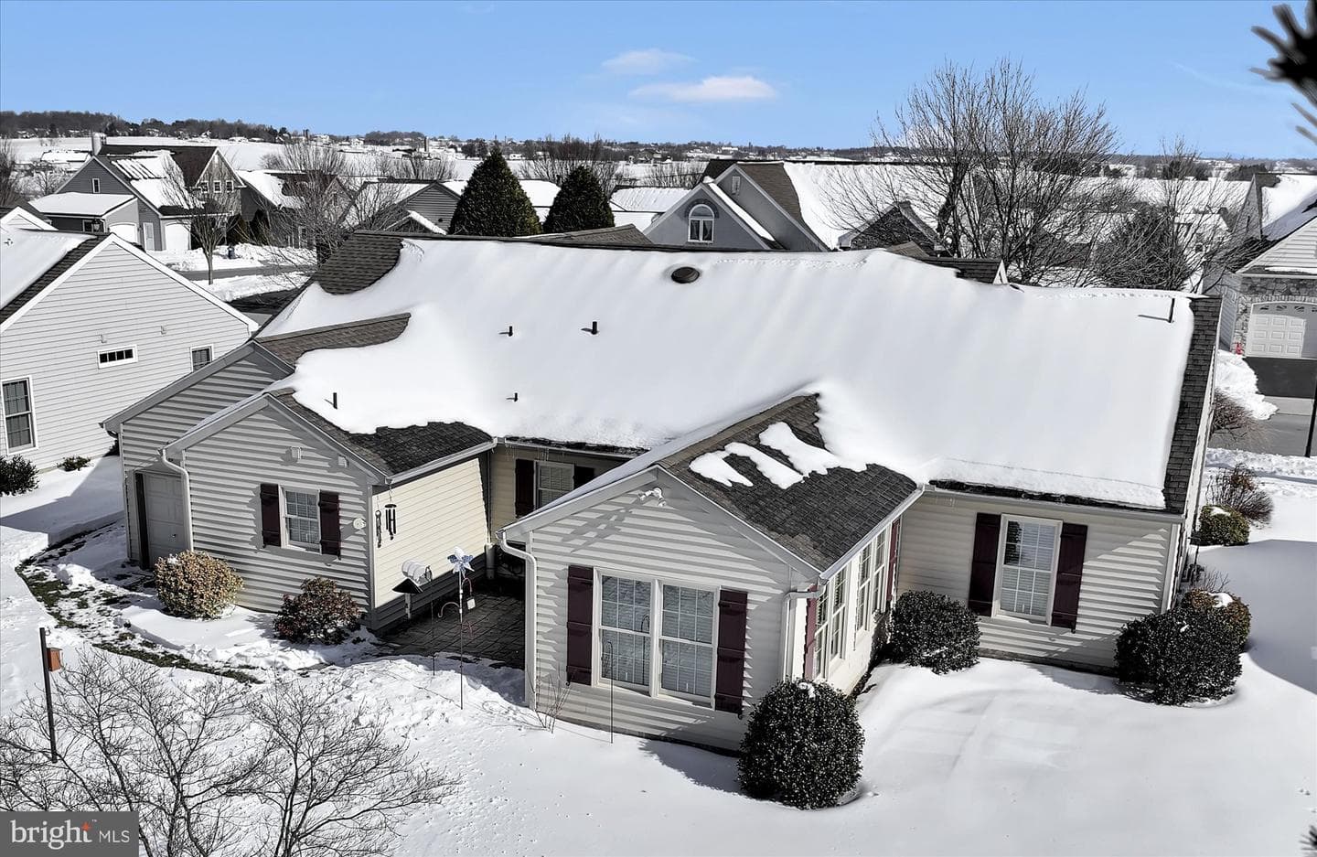 820 Cambridge Drive photo 33