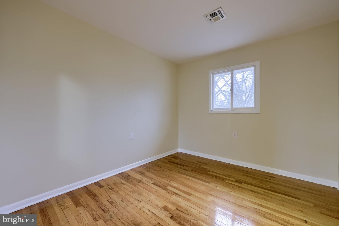 402 Philmont Drive photo 16