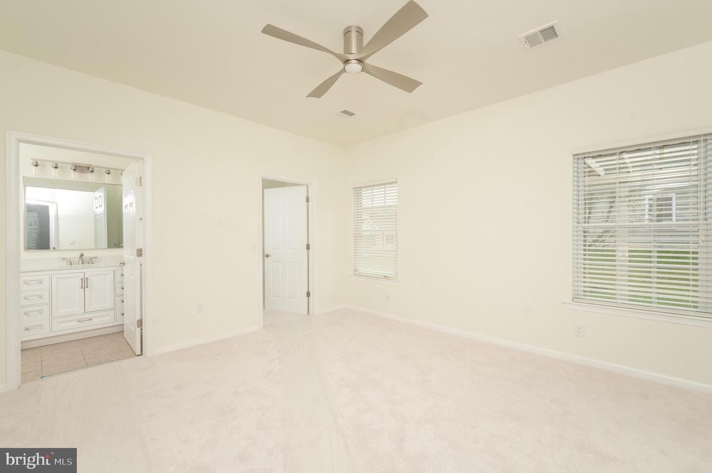 631 Thoreau Drive photo 20