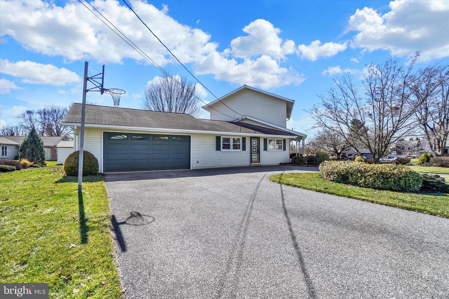 3242 Elmae Drive photo 4