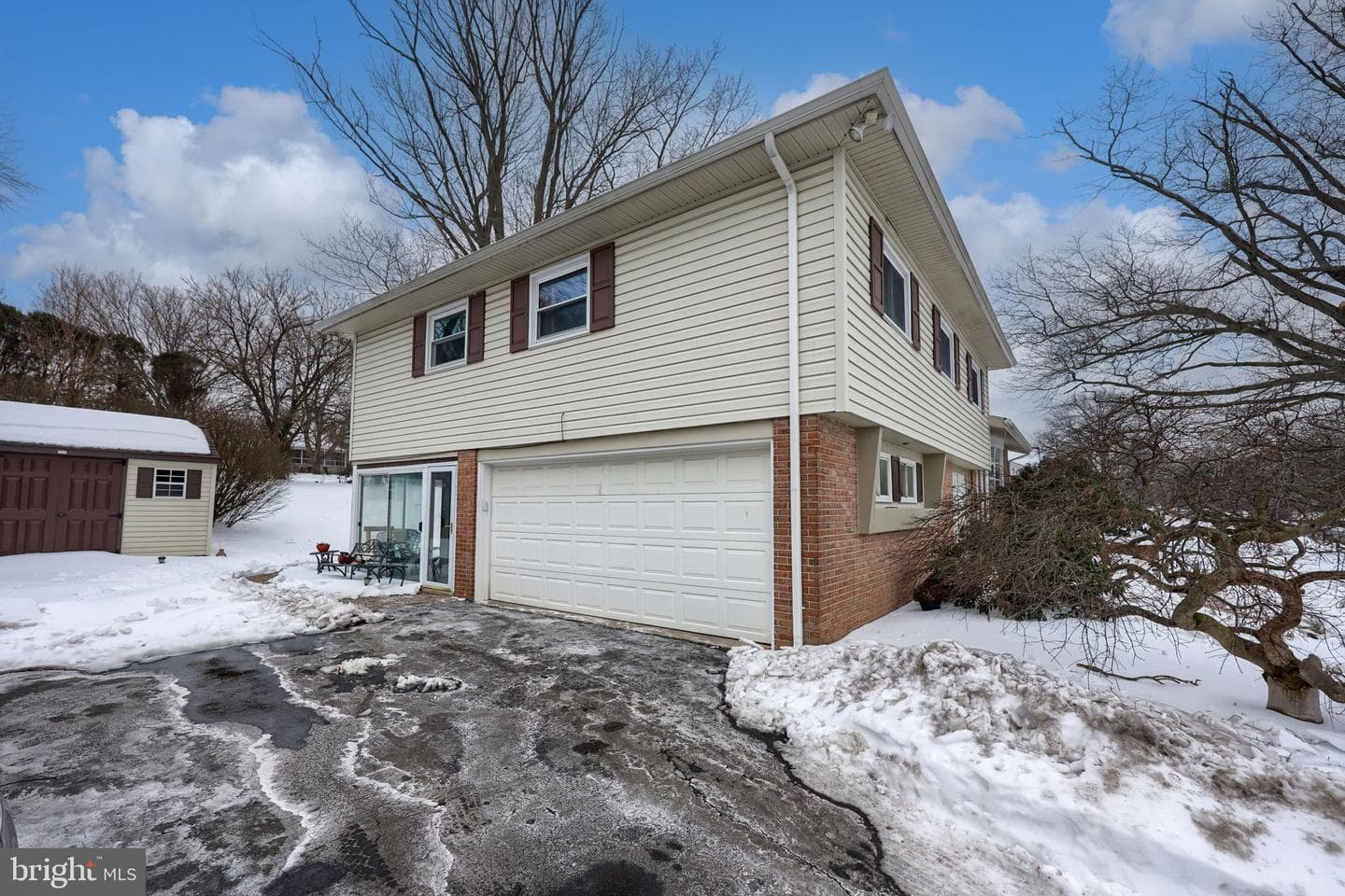 340 Primrose Avenue photo 44