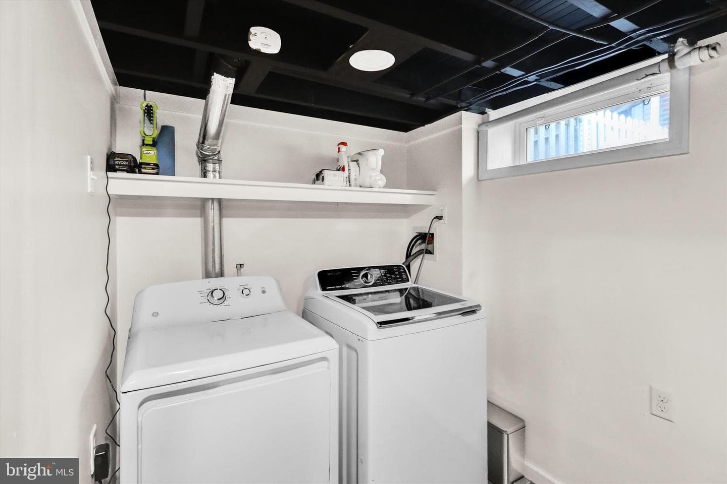 521 Pleasure Road photo 25