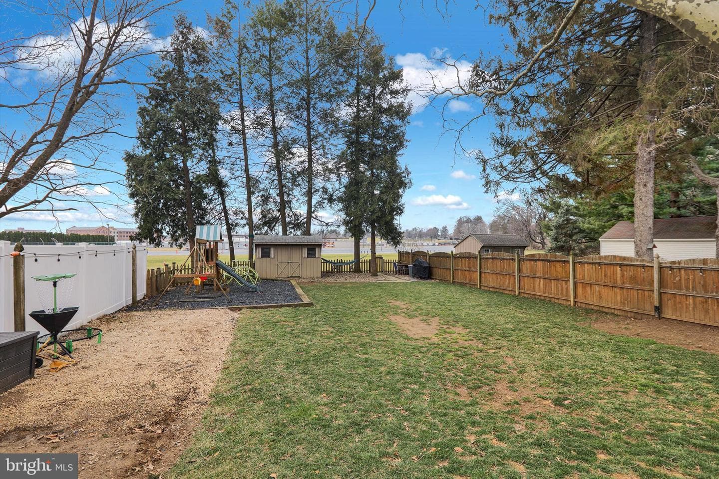 521 Pleasure Road photo 29