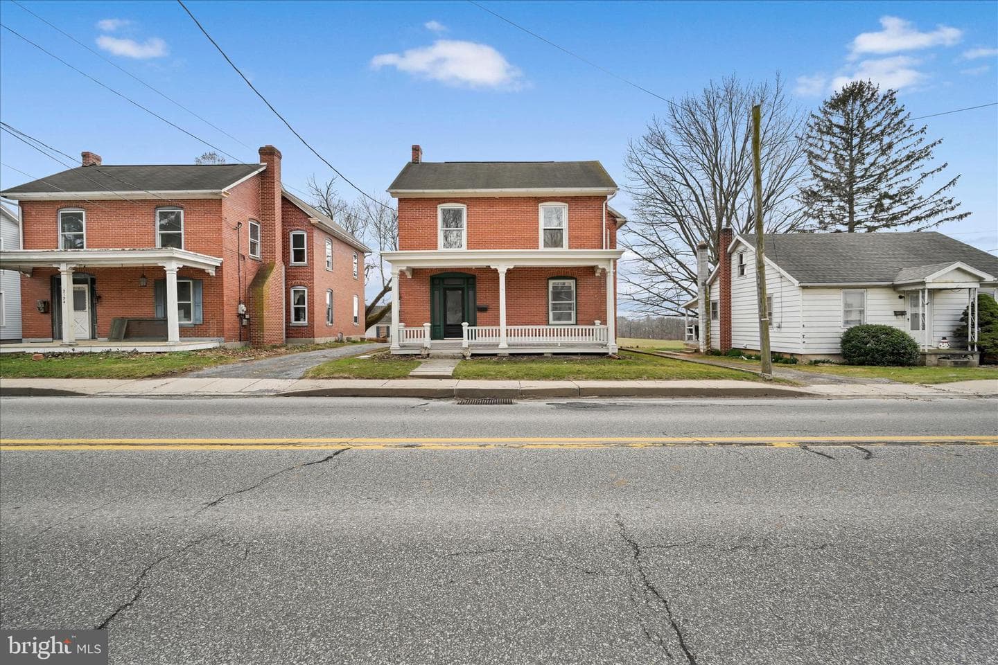 2132 Main Street photo 3