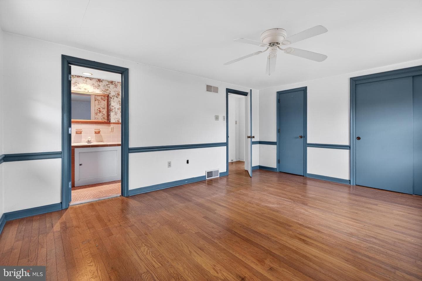 325 Murry Hill Drive photo 23