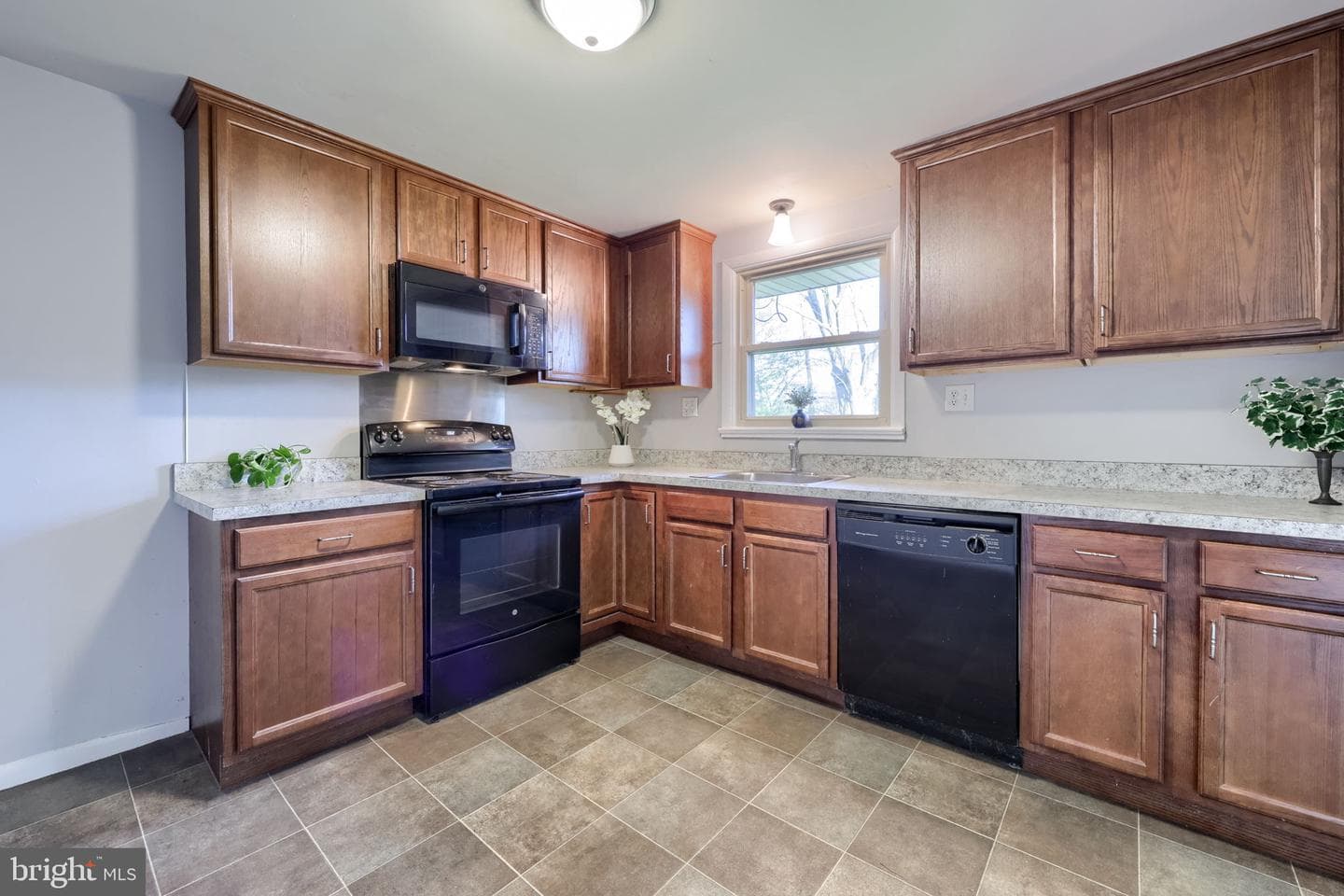 299 Rolling Terrace photo 21