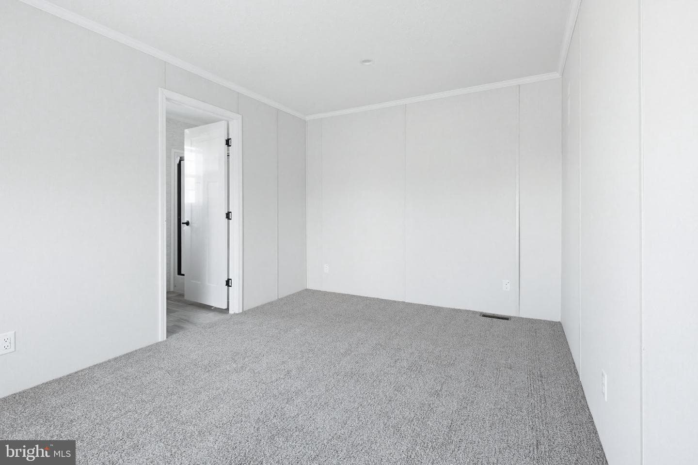 126 Locust Lane photo 3