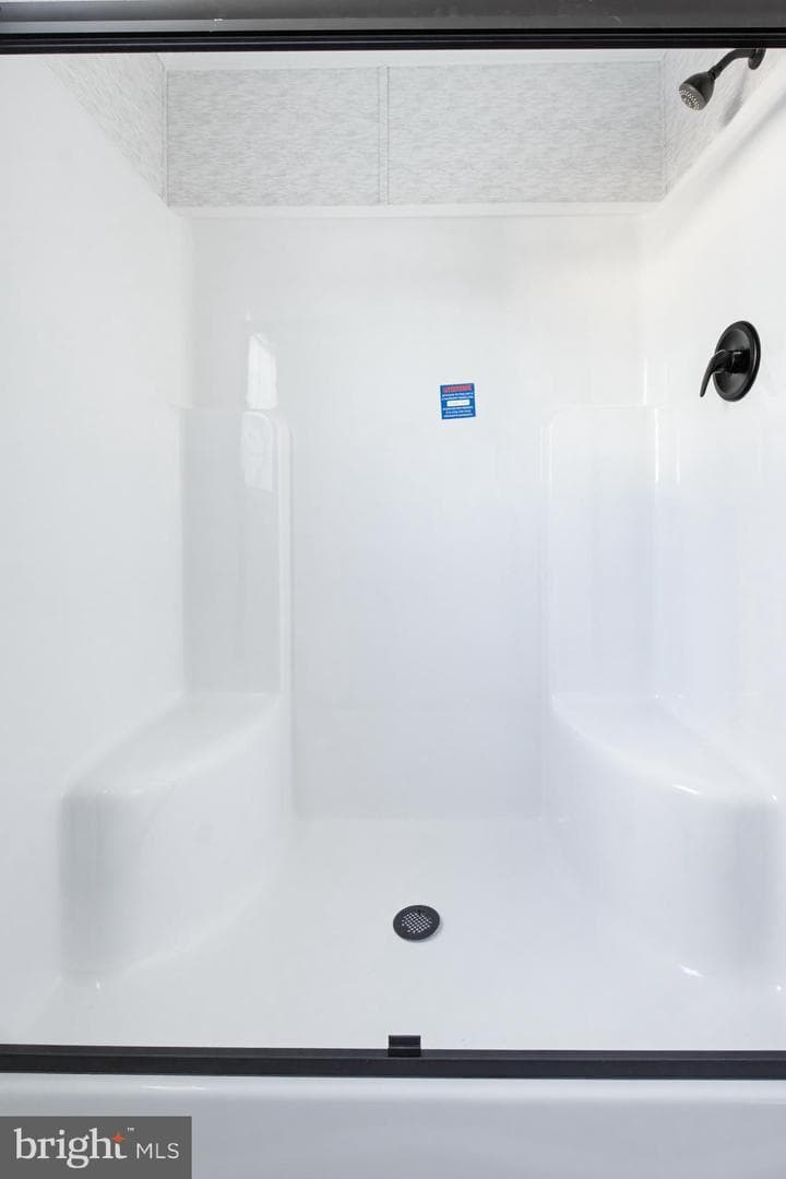 126 Locust Lane photo 6
