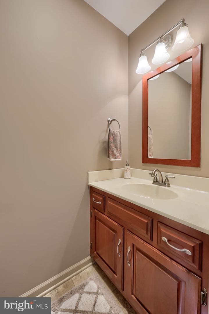 131 Milton Circle photo 33