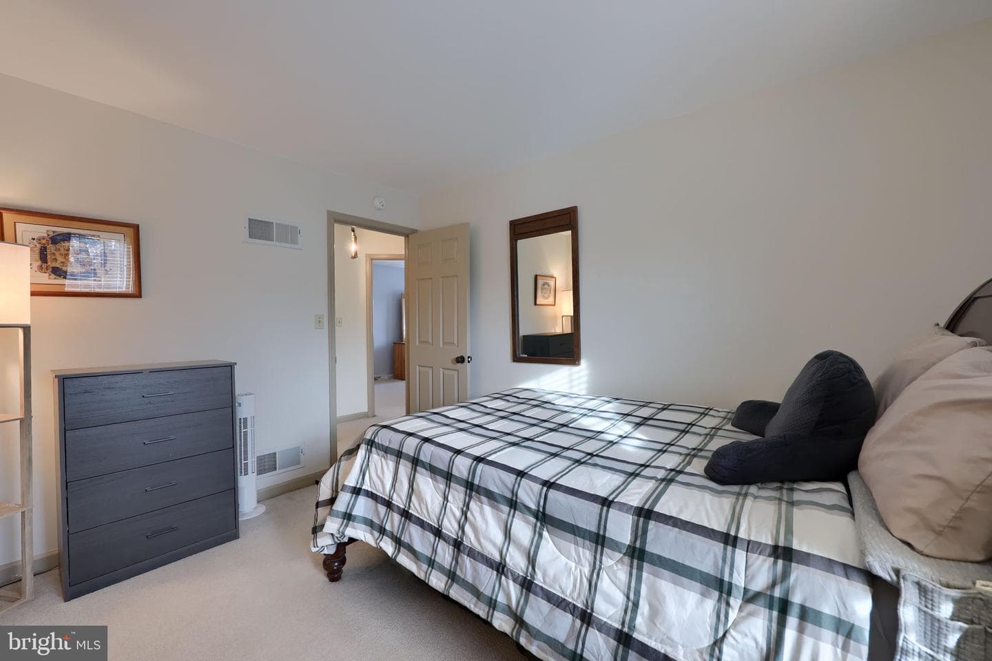131 Milton Circle photo 44