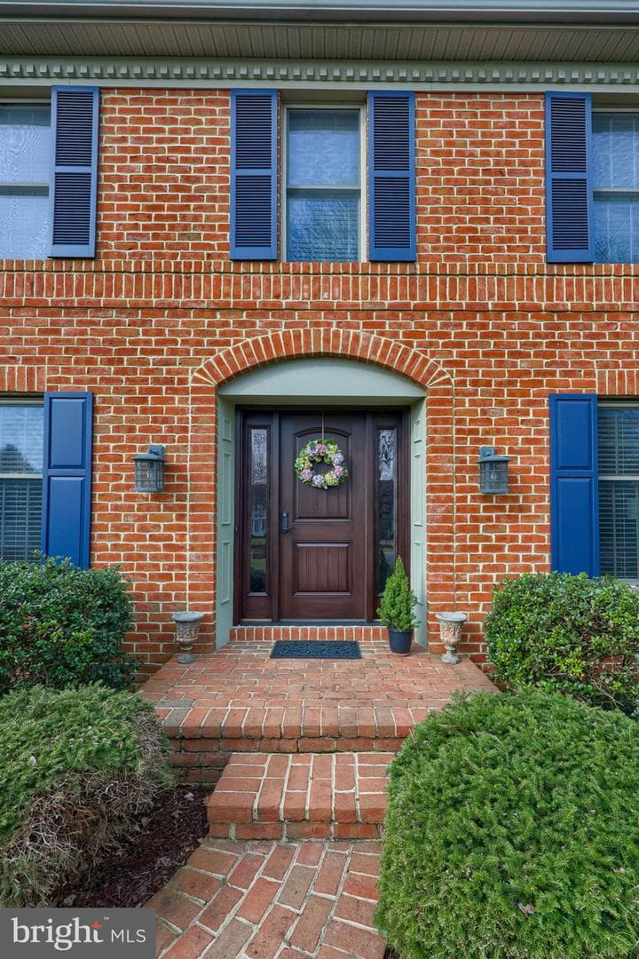 131 Milton Circle photo 5