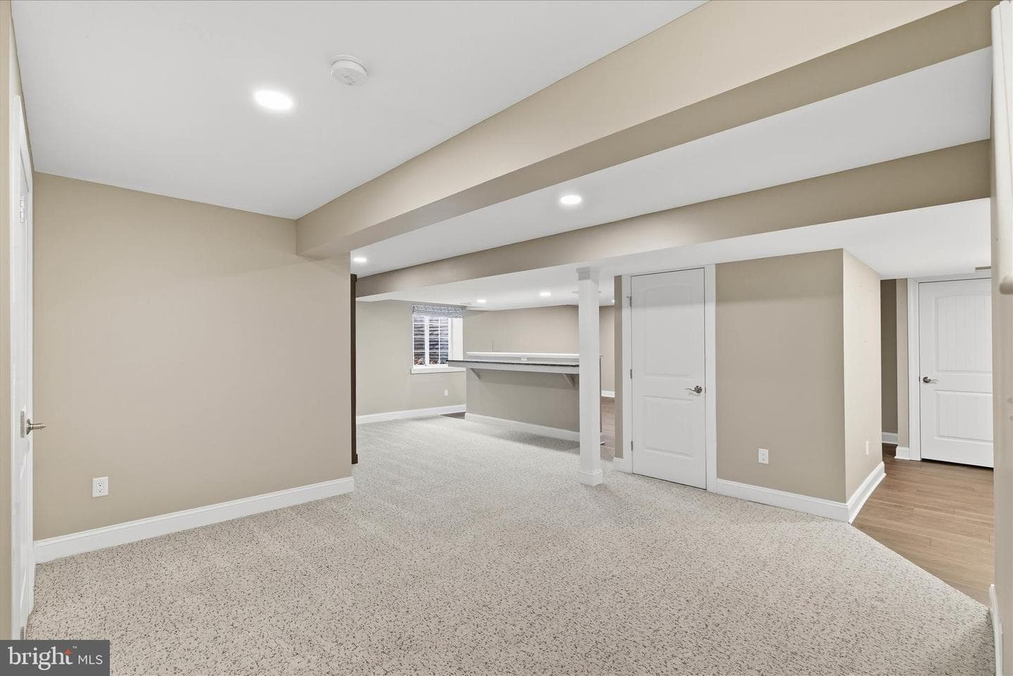 664 Richmond Drive photo 30