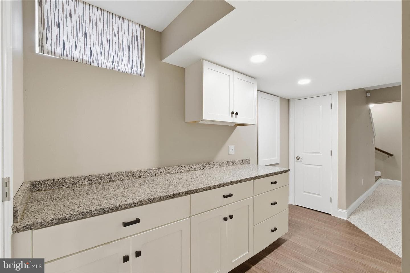 664 Richmond Drive photo 37