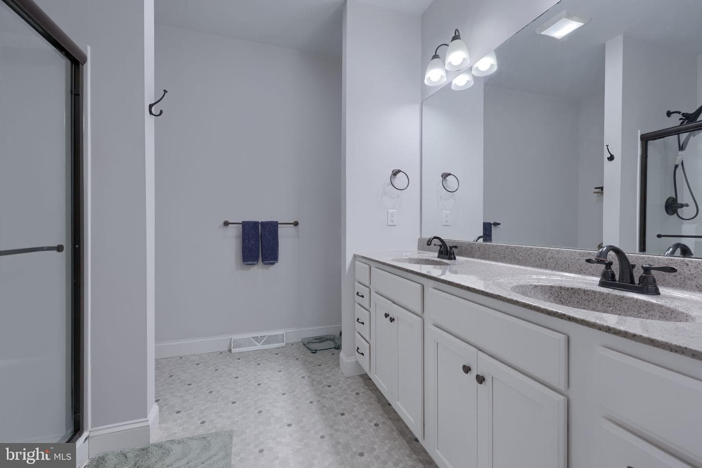 221 Sawgrass Drive photo 27