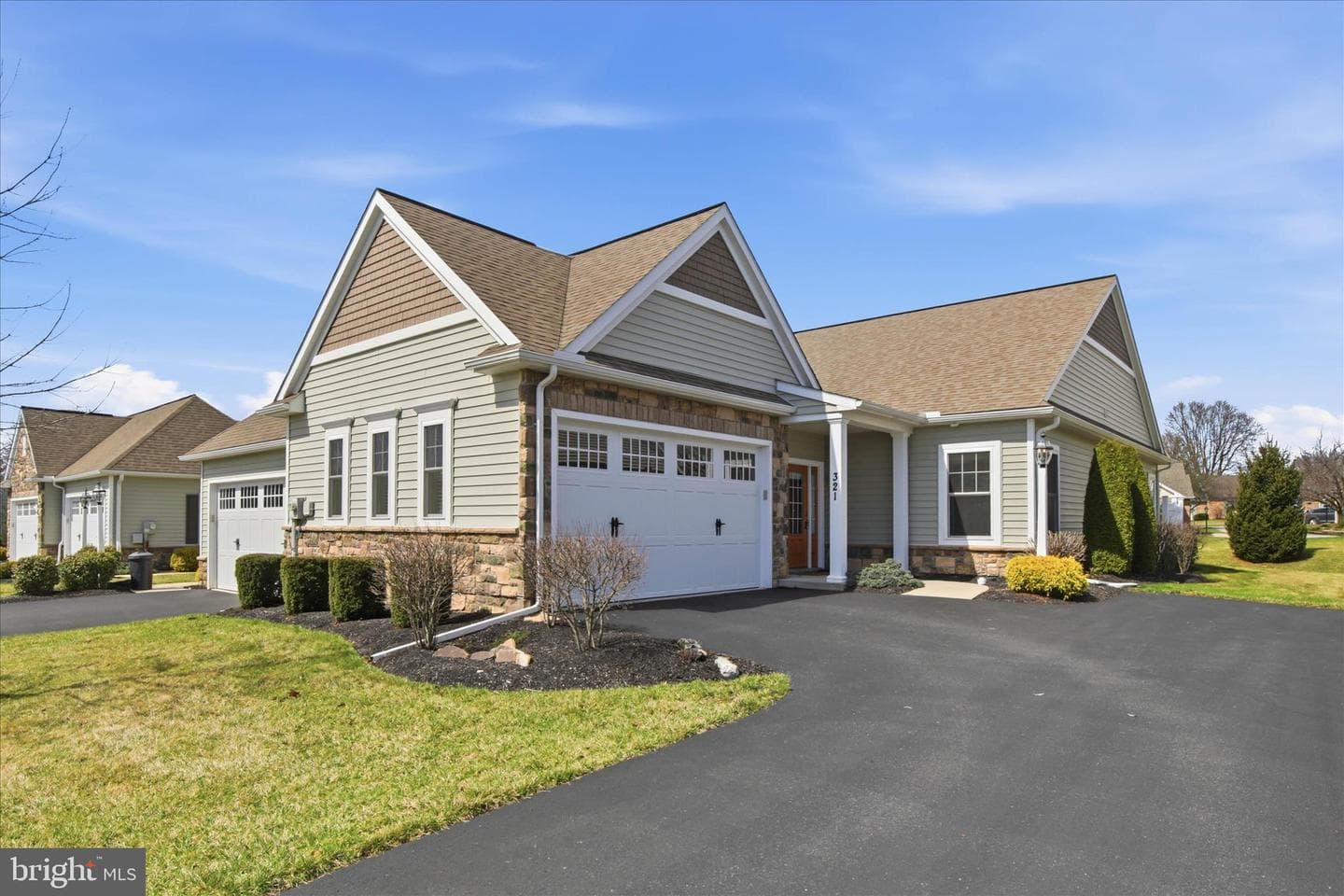 321 Pin Oak Drive
