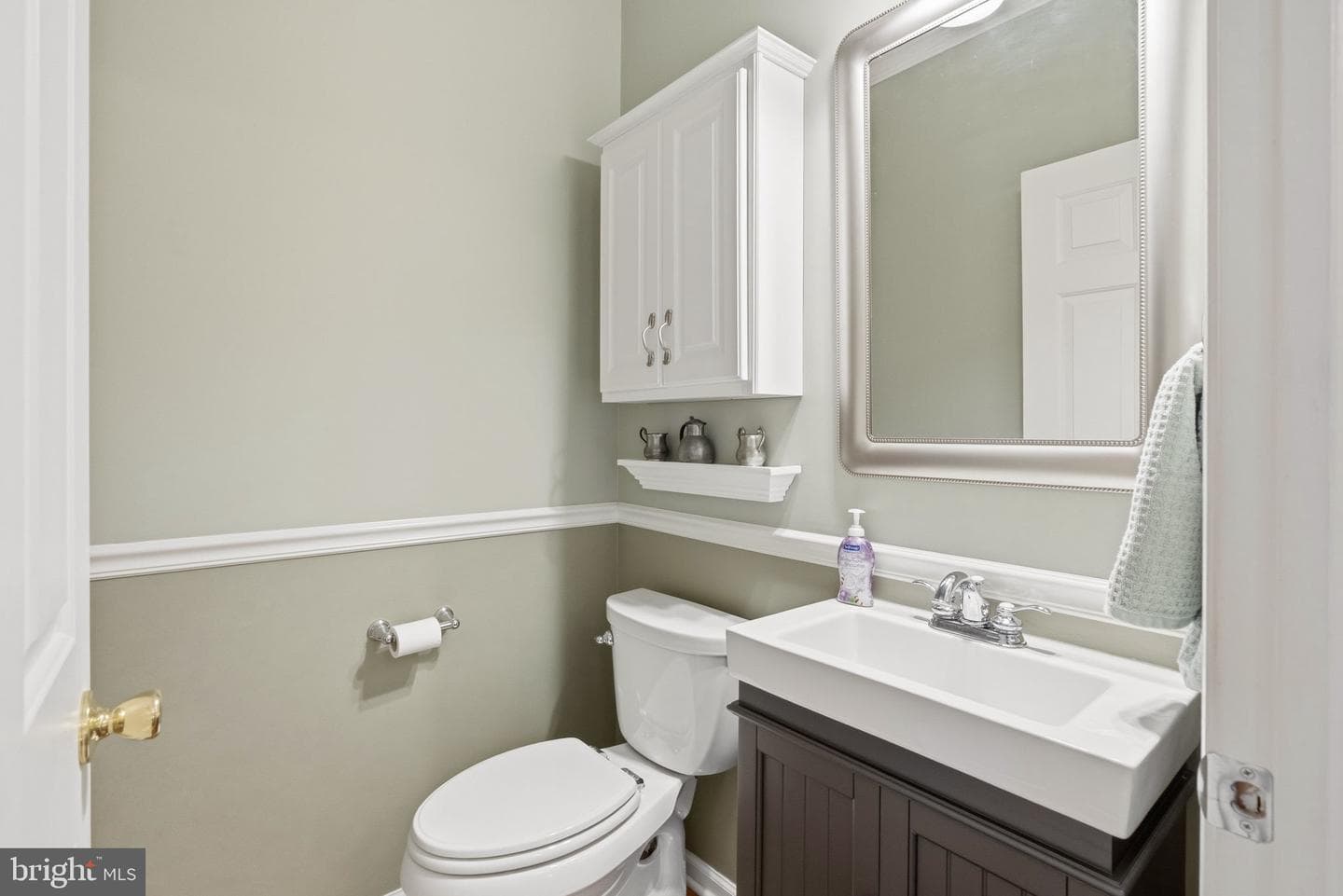 94 Green Lane photo 36