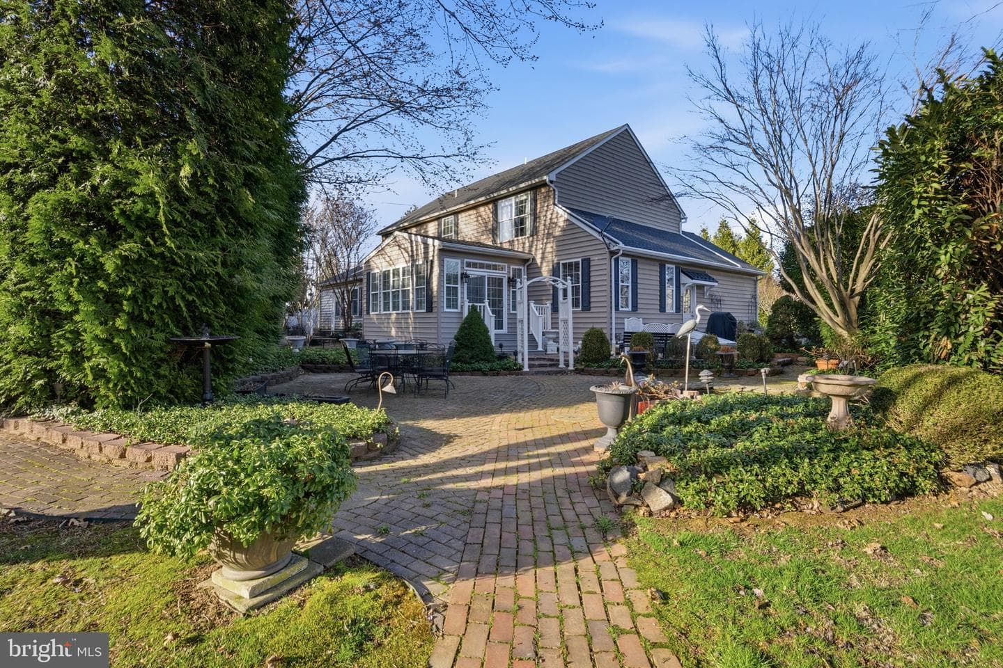 94 Green Lane photo 8