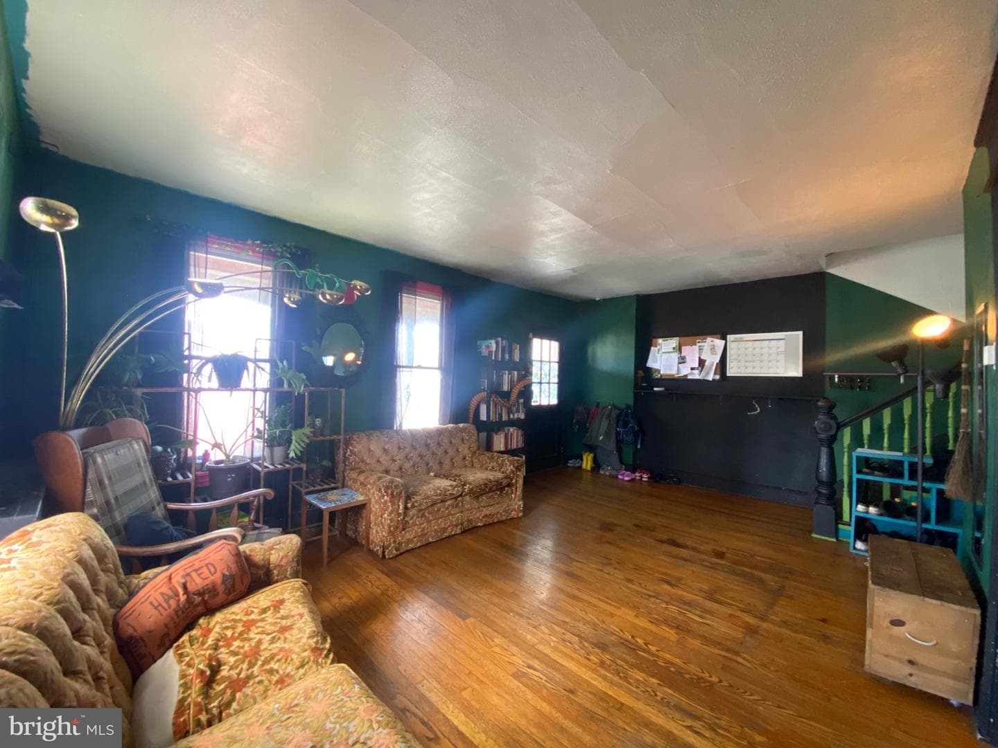537 W Market Street photo 3