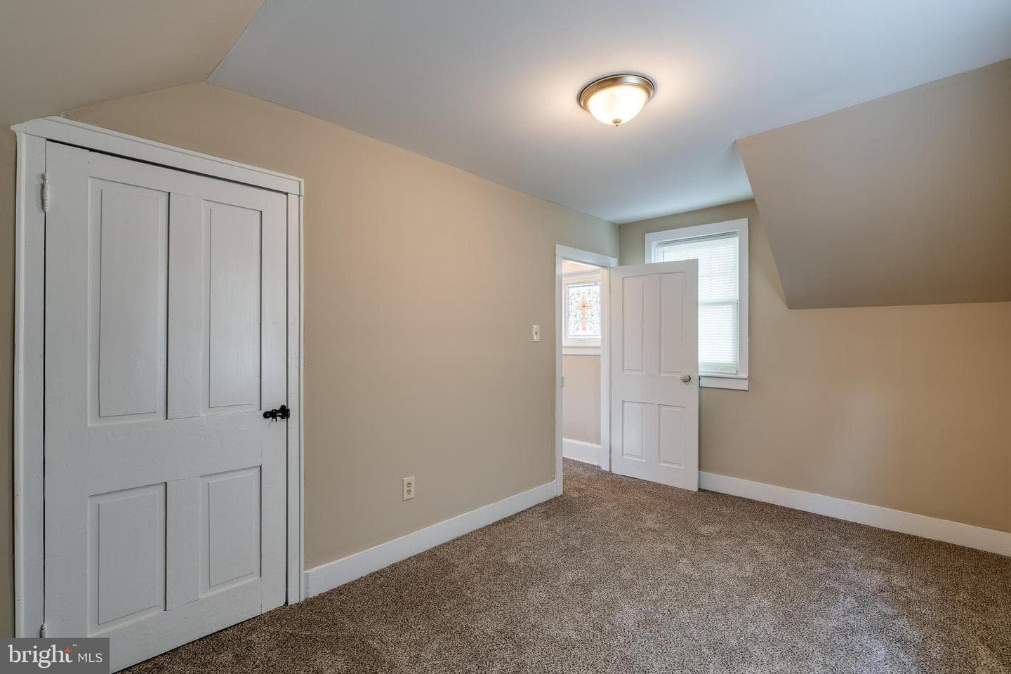 309 S Cherry Street photo 25
