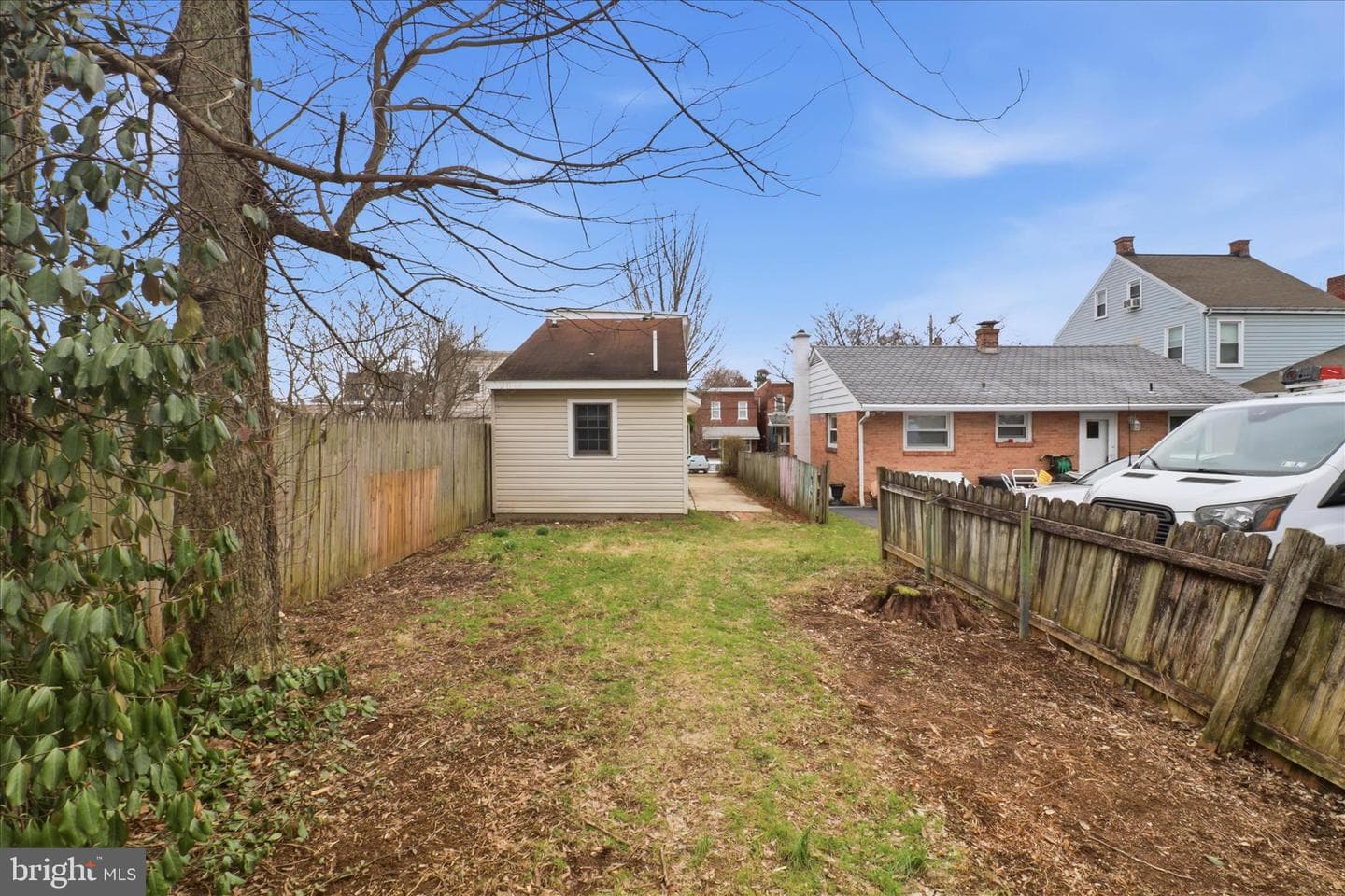 826 Saint Joseph Street photo 38