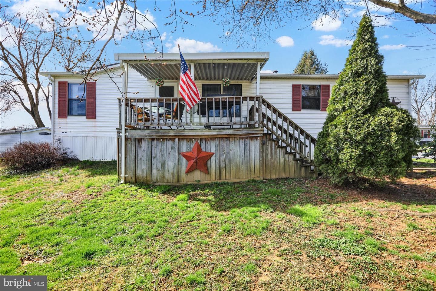 203 Greyfield Drive photo 2