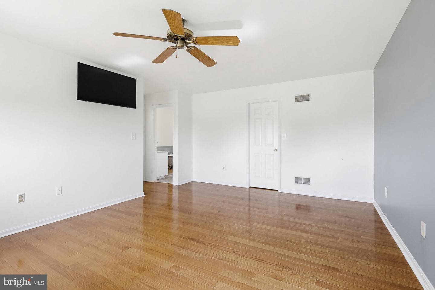 5789 Cedar Glen Drive photo 24