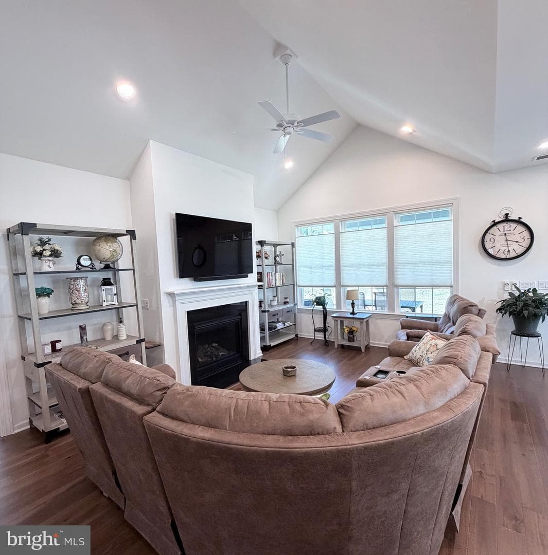 925 Founders Way photo 19