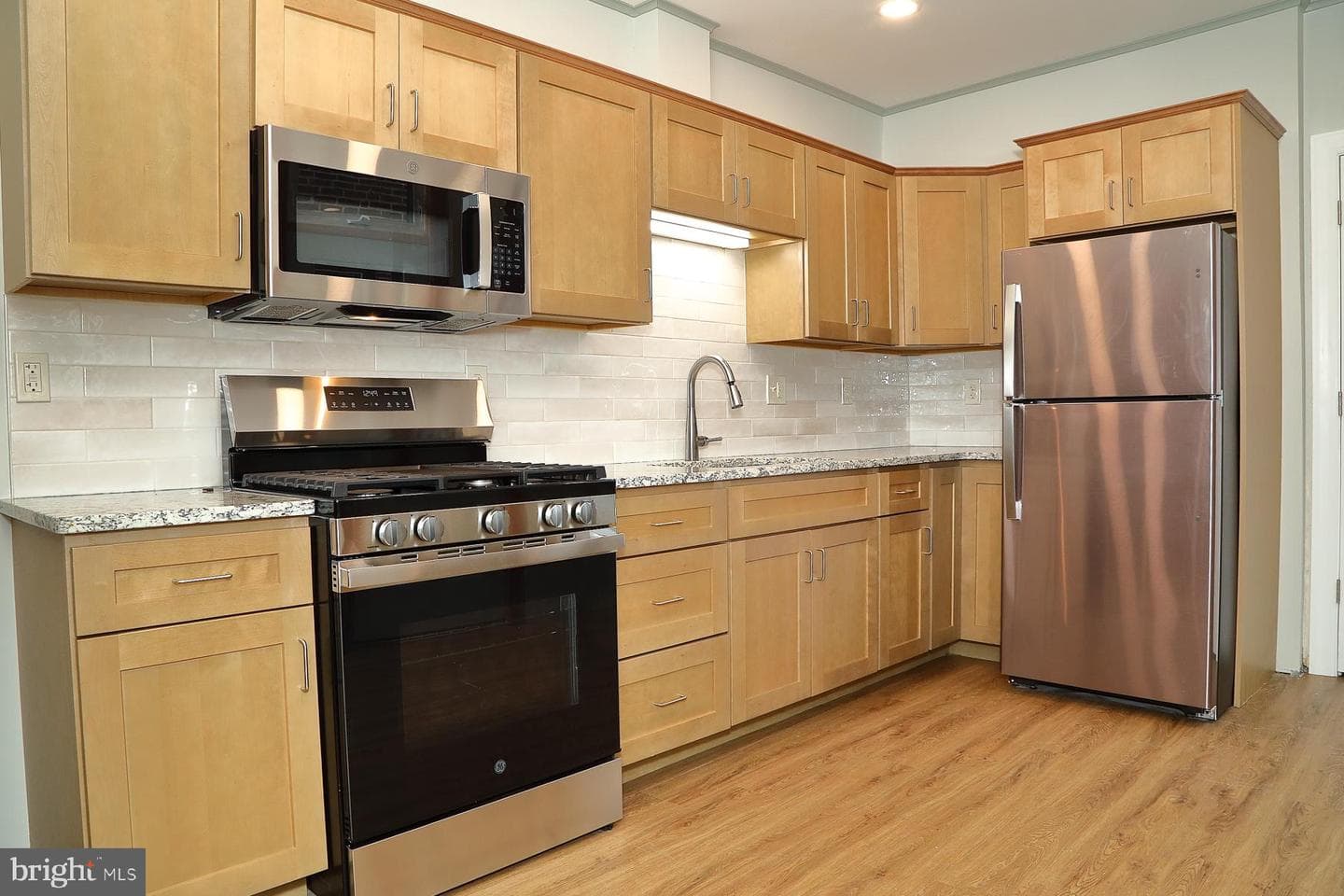 517 Saint Joseph Street photo 12