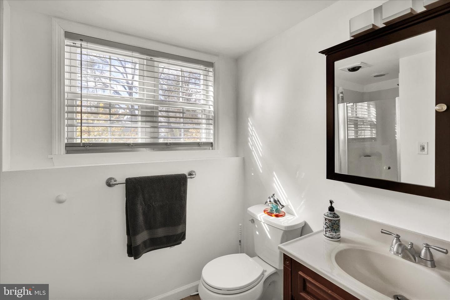 1818 Sturbridge Drive photo 27