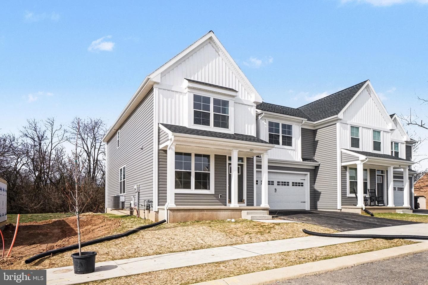 103 Brookfield Drive photo 2
