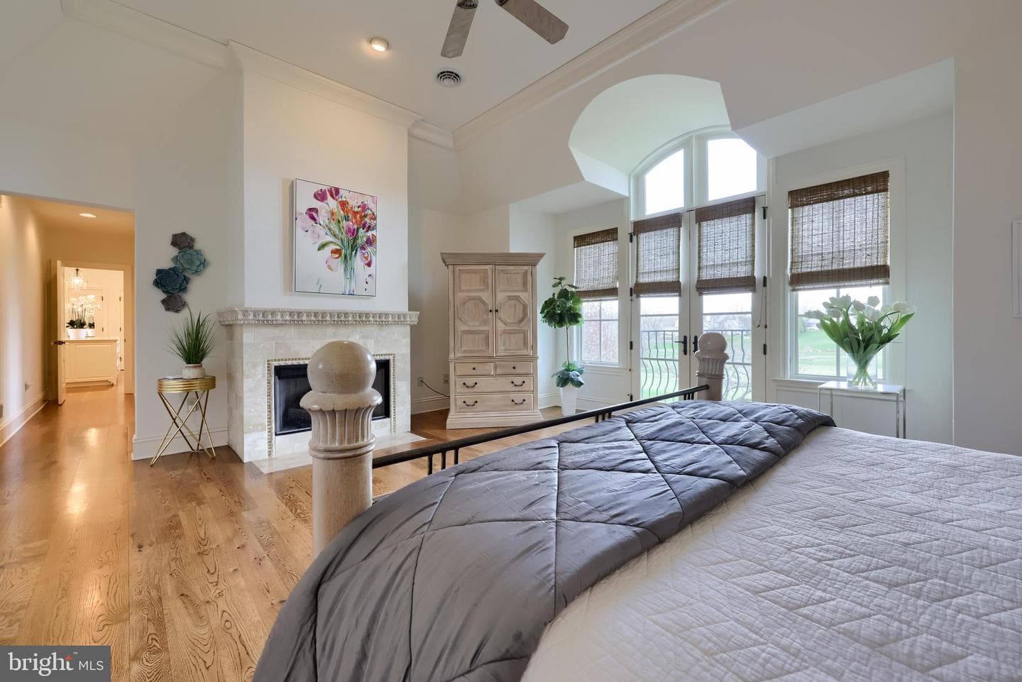 905 Greenside Drive photo 57